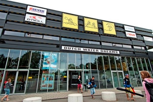 Vel Tekstschrijver ga verder € 5,50 korting op Flow- & Bodyboarden Dutch Water Dreams in Zoetermeer